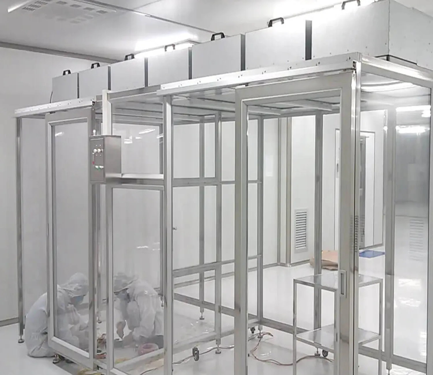 3 x 5 ISO 5 Softwall Cleanroom1