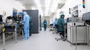 Medical equipment clean room3.jpg