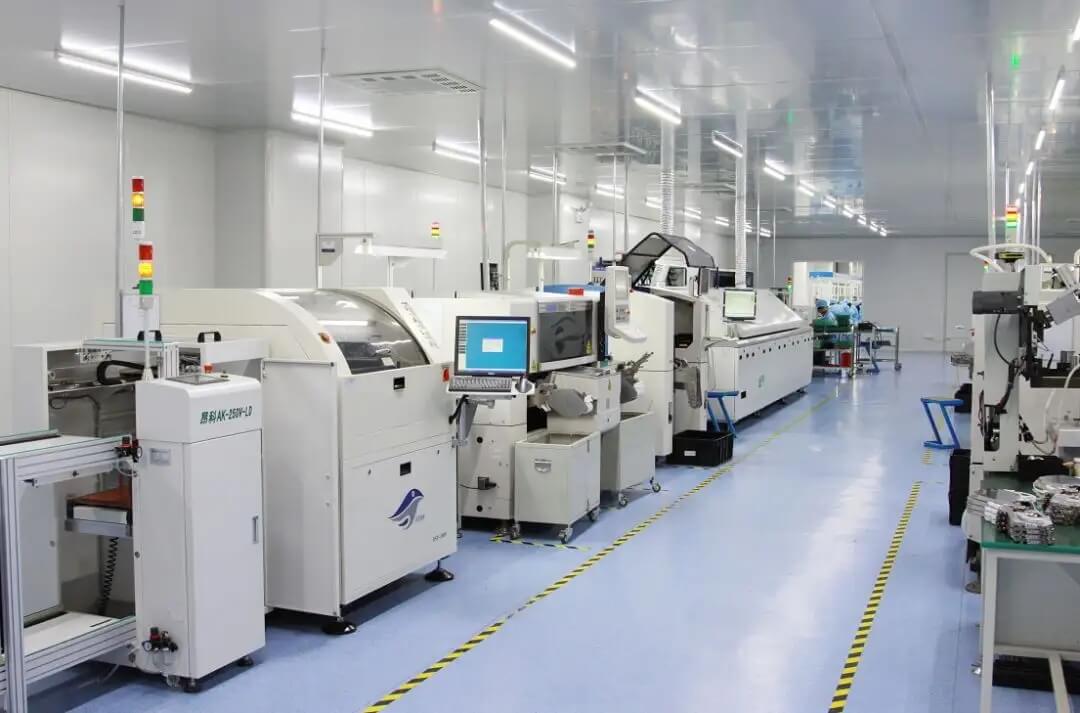 SMT clean room