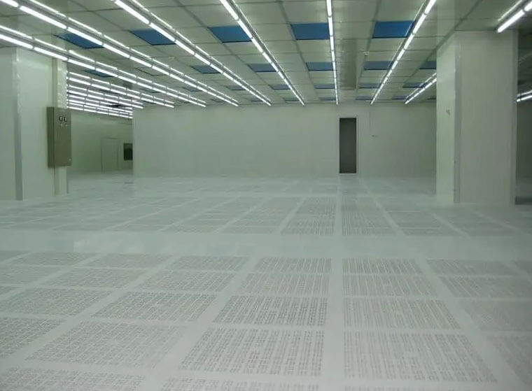class 100 clean room3