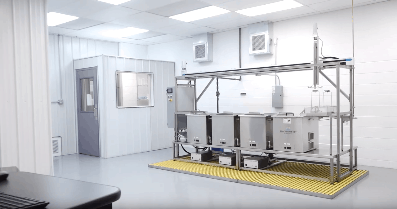 Swift Glass's ISO7, (Class 10,000,) Clean Room & Ultrasonic Bath -  Swift Glass