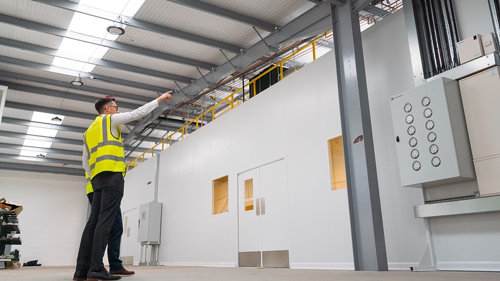 How do you install a modular clean room?