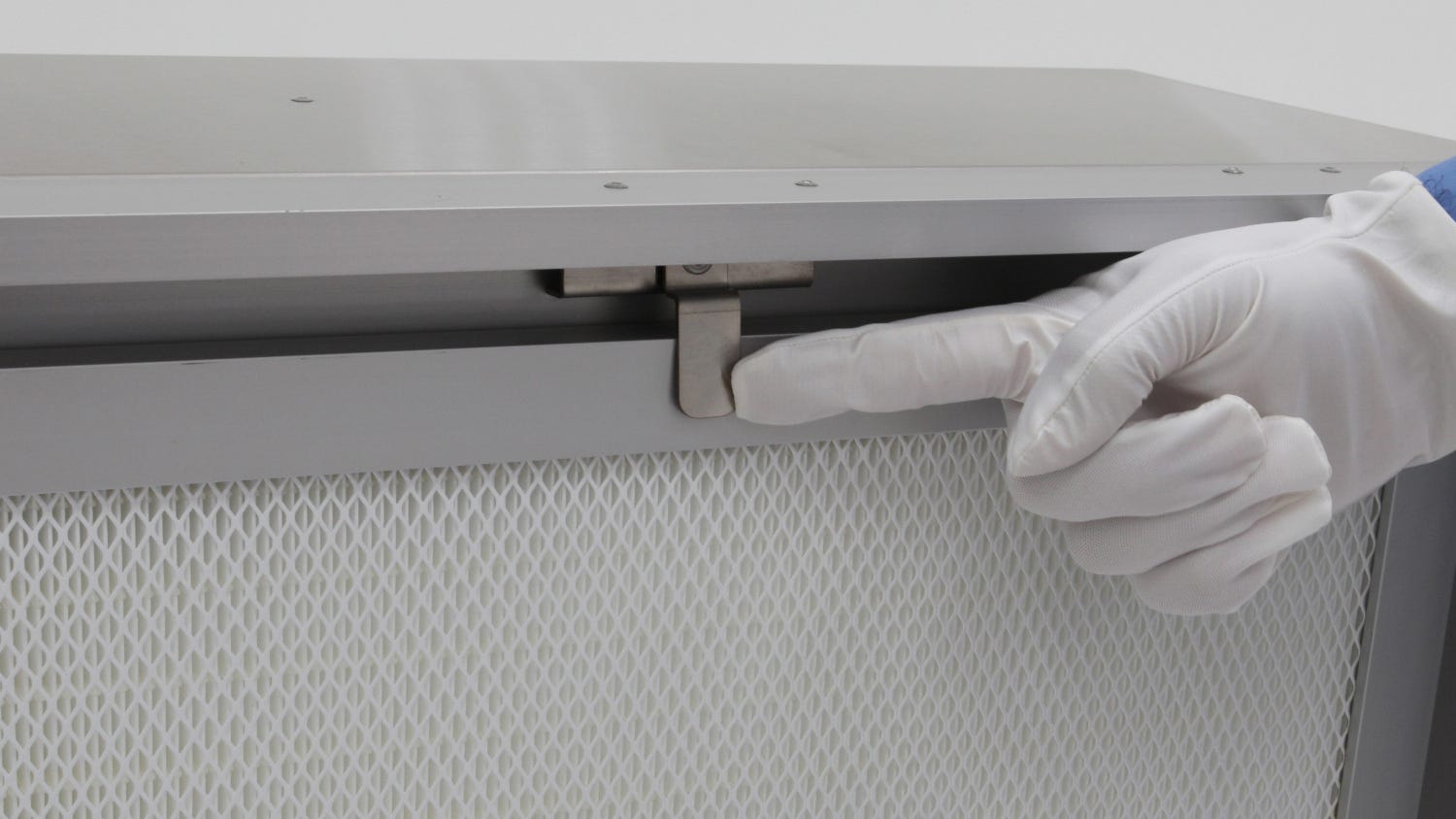 Ultimate Guide to HEPA and ULPA Filters: IEST / EN Filter Classifications,  Types, Styles, and Differences