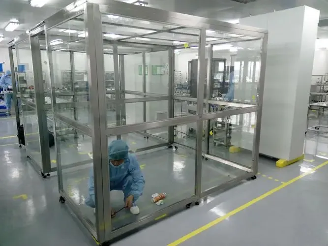 Clean room installation5.jpg