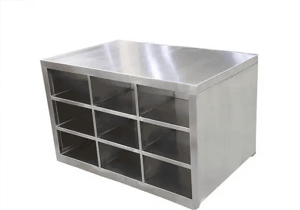 Gowning Benches and Lockers.gif