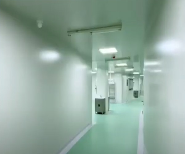 Clean corridor of the ICU in the south building of the First Hospital of Suihua City