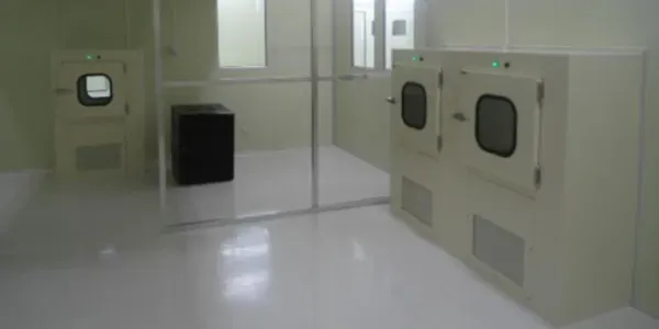 Air-Shower-Pass-Box-compare.webp