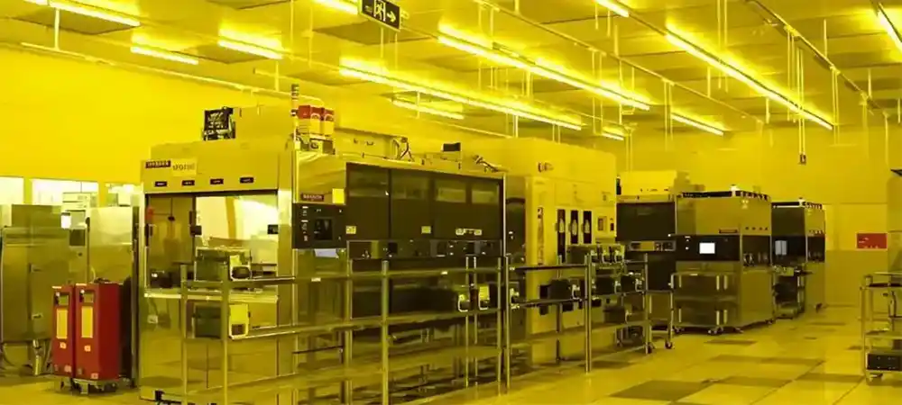 Photolithography cleanroom put into use Photolithography cleanroom put into use