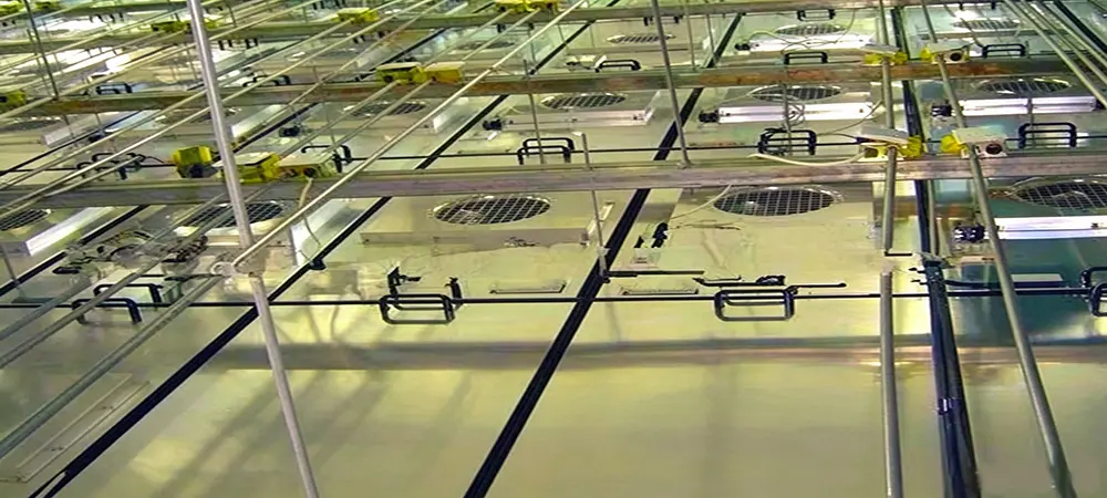 Large cleanroom before FFU layout optimization