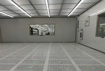 what is a class 100 clean room ？