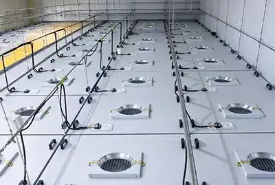 High-efficiency FFU layout in Deiiang cleanroom.webp