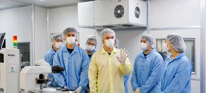 Senior engineer sharing five practical cleanroom energy tips