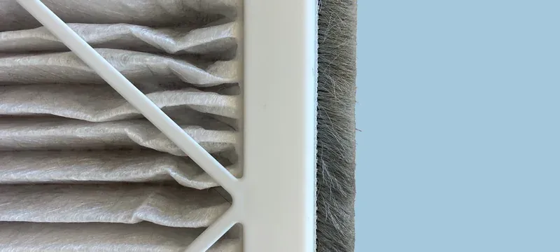 Filter frame gasket and sealant detail that keeps sealing integrity