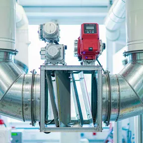 Deiiang motorized zone dampers in laboratory fume hood exhaust ductwork