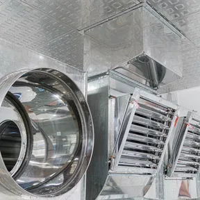 Deiiang backdraft dampers in commercial kitchen exhaust ductwork