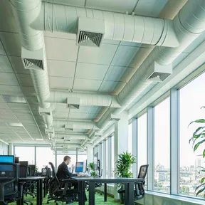 Deiiang zone dampers in office building VAV ductwork system