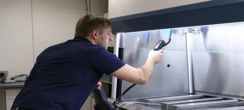 Fume hood filter servicing component maintenance Fume hood filter servicing component maintenance