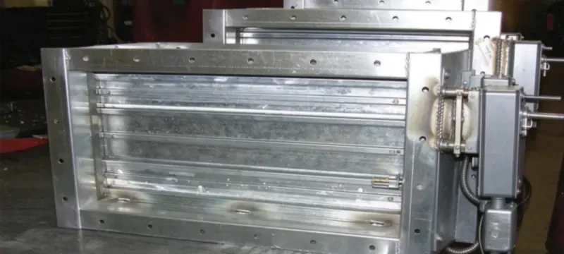 Motorised damper actuator installed on duct