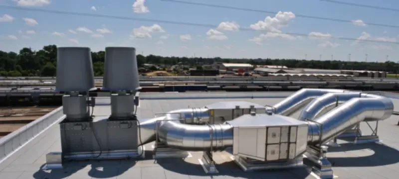 Rooftop laboratory exhaust fan and insulated ductwork installation Rooftop laboratory exhaust fan and insulated ductwork installation