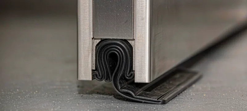 Cross-section close-up of a high-performance cleanroom door seal